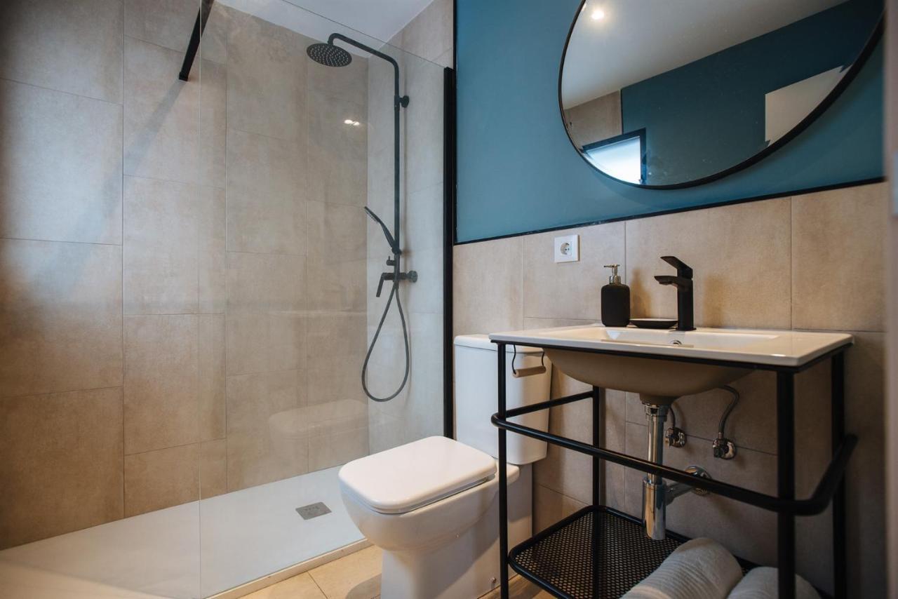 Lola De Triana Apartments Sewilla Zewnętrze zdjęcie