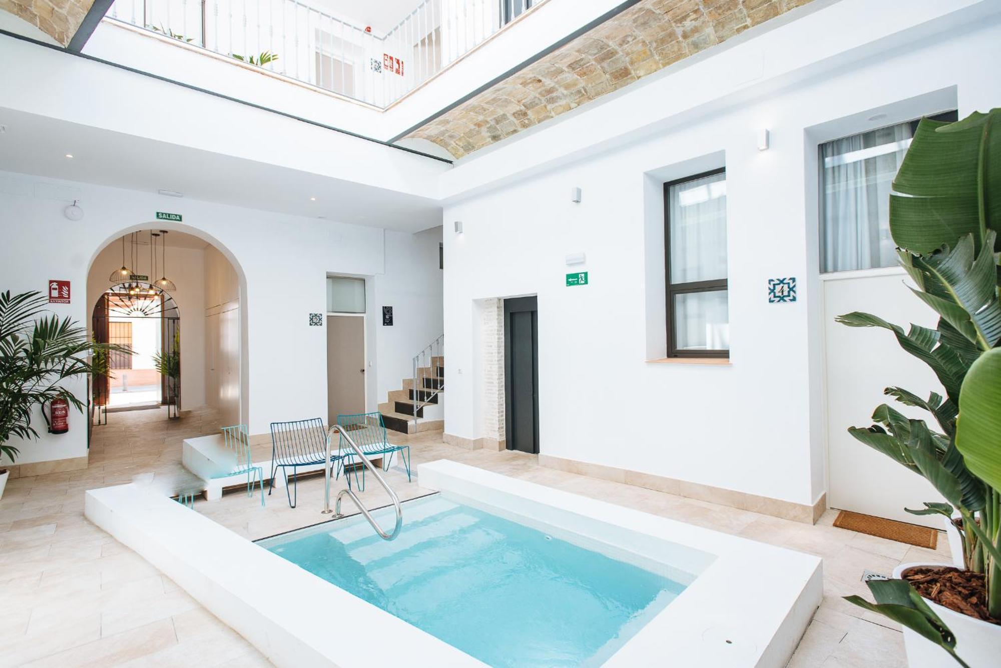 Lola De Triana Apartments Sewilla Zewnętrze zdjęcie